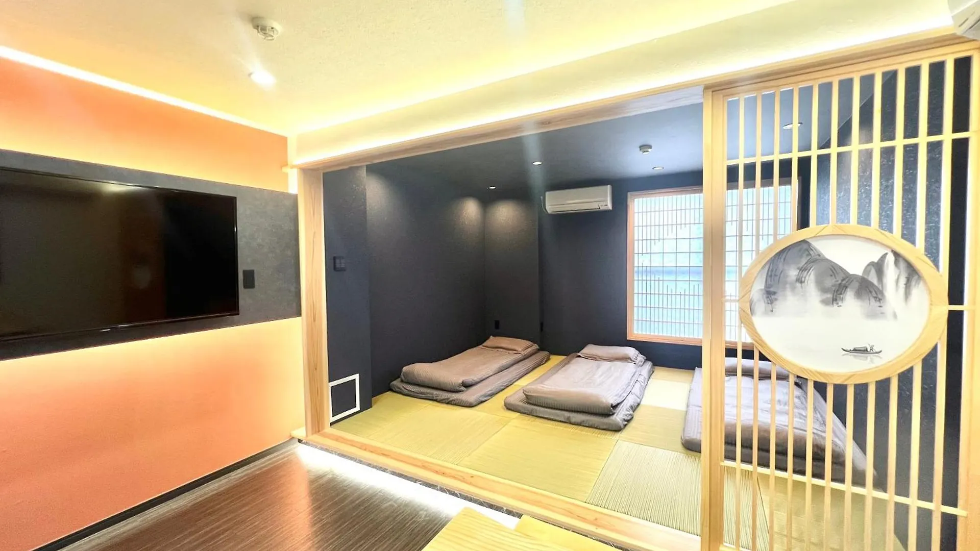 Hanazono no Yado Osaka 0*,